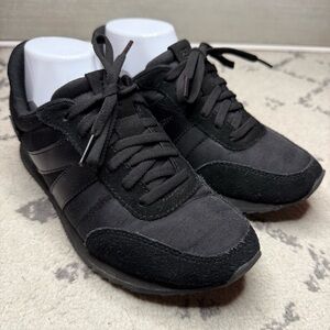 KIZIK Milan Hands Free Slip On Retro Chunky Dad Sneakers in Blackout